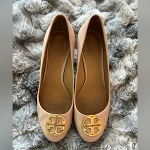 Tory Burch pink closed toe wedges. Size 9